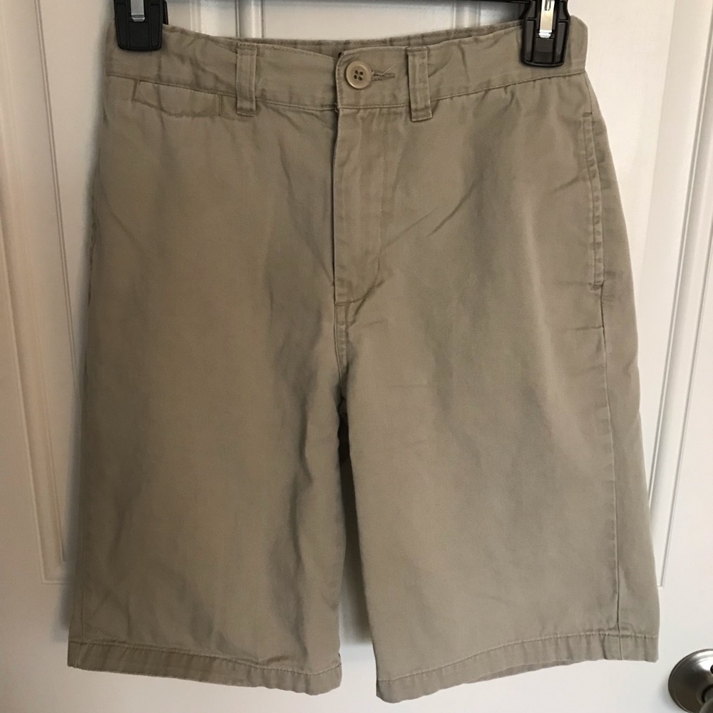 Class Club khaki shorts